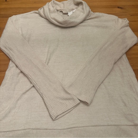 NWT GAP Elegant Cream Turtleneck Sweater - Picture 9 of 11